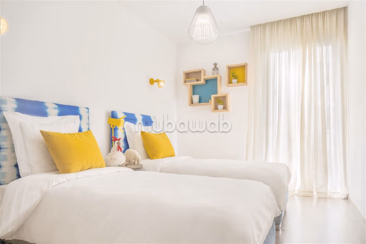 Beautiful apartment for sale in Plage Oulded Cherrat. 3 large living areas. Gardeners, Large terrace. 