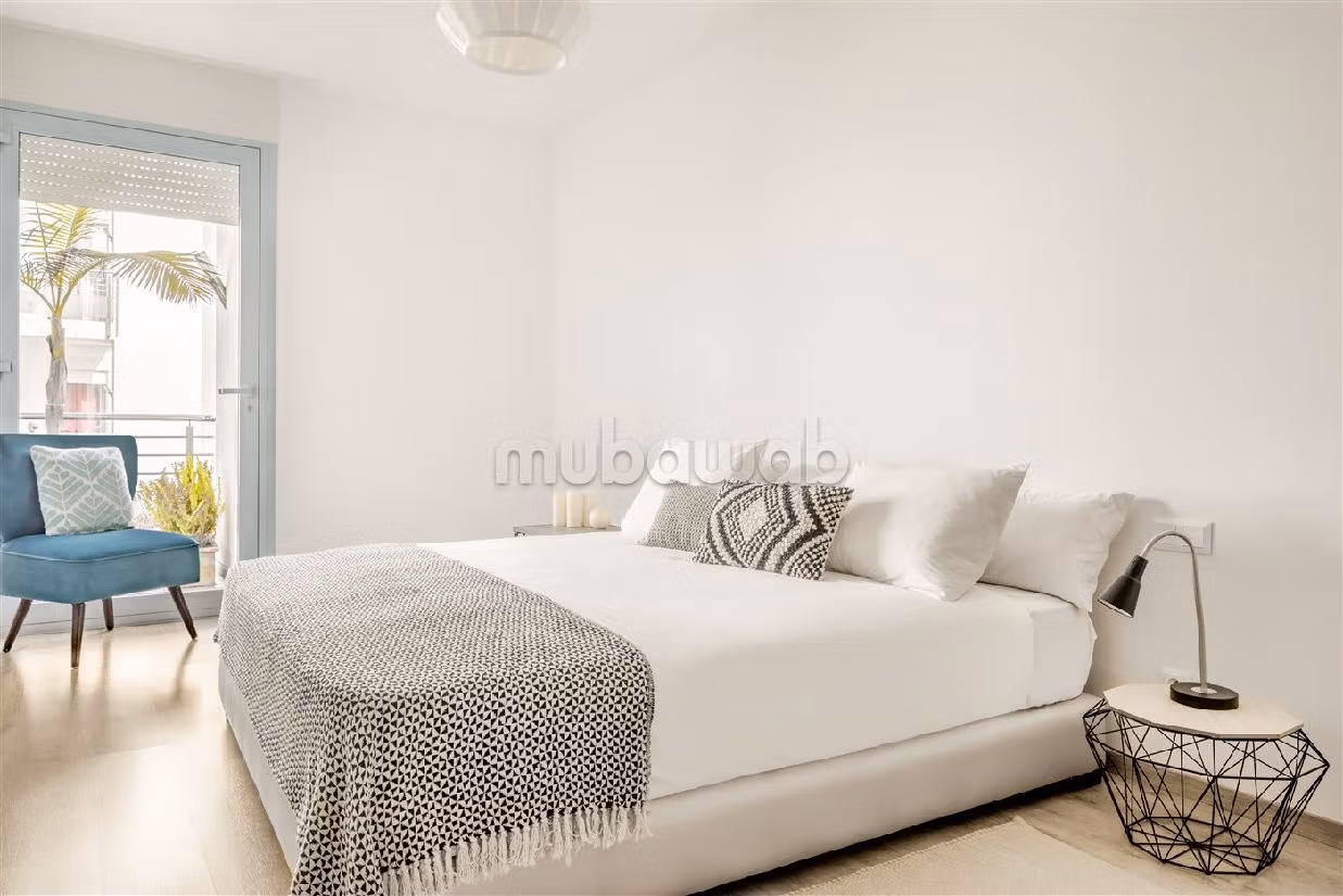 Beautiful apartment for sale in Plage Oulded Cherrat. 3 large living areas. Gardeners, Large terrace. 