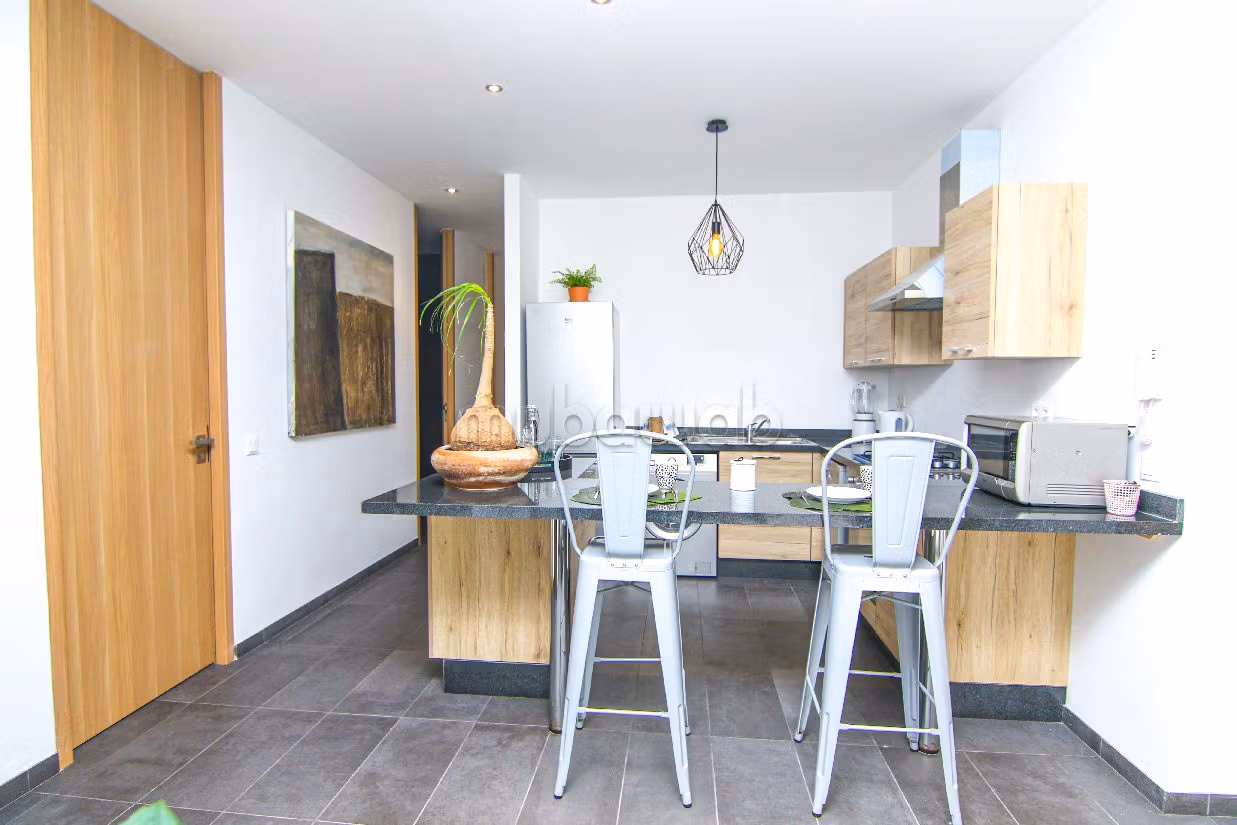 Sale of a lovely apartment in Plage Oulded Cherrat. 2 rooms. Property with swimming pool, Integrated air conditioning. 