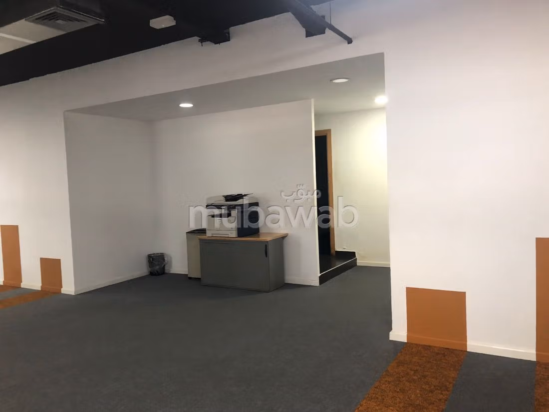 Plateau de bureau LPB678 de 662m² à Bd La Corniche