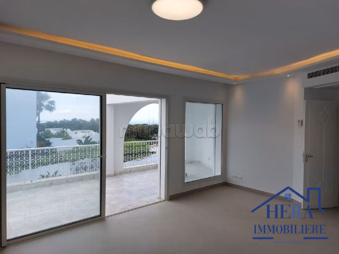 Fabulous villa for rent in Gammarth. 5 rooms. Terrace. 