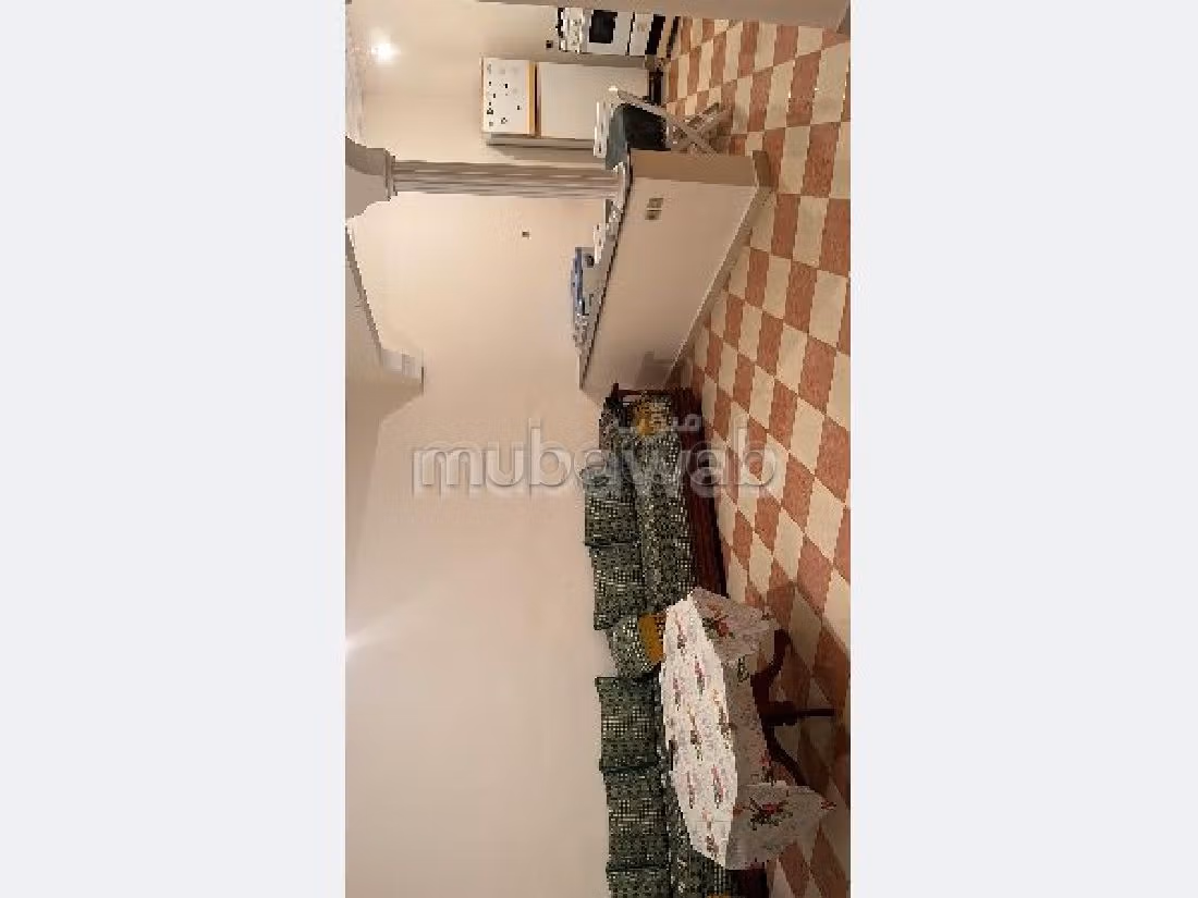 Te koop: appartementen. 2 Kamers. Conciërgeservice en airconditioning.