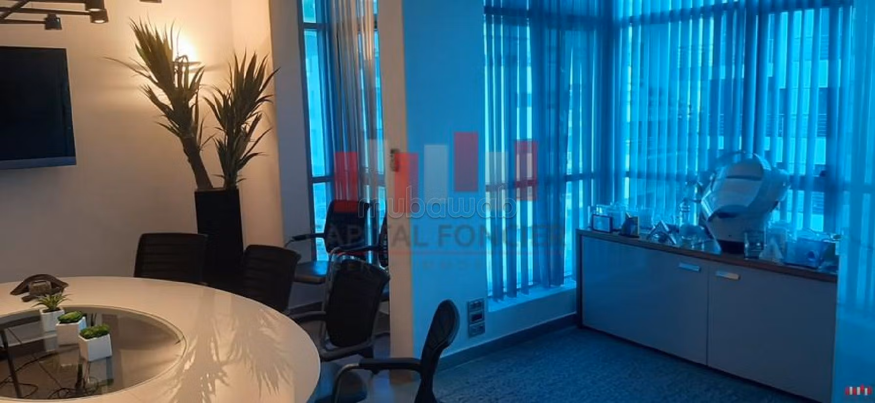 Plateau de bureau moderne aménagé en duplex de 240 m de surface exploitable a la vente en plein bld anfa