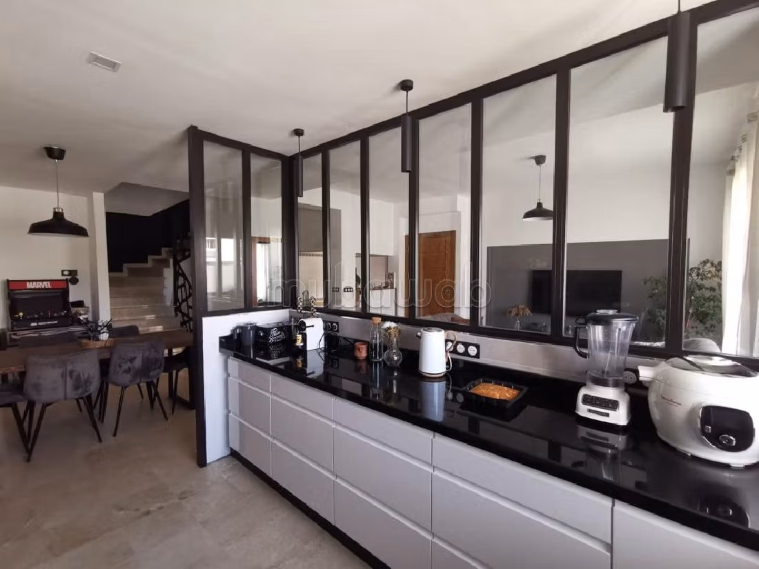 Magnifique maison mitoyenne en vente à boubana