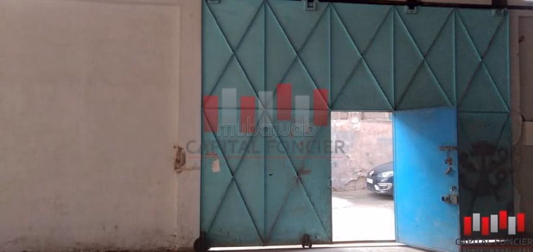 Oficinas y locales comerciales en alquiler en Zone Industrielle. Superficie de 620 m². 