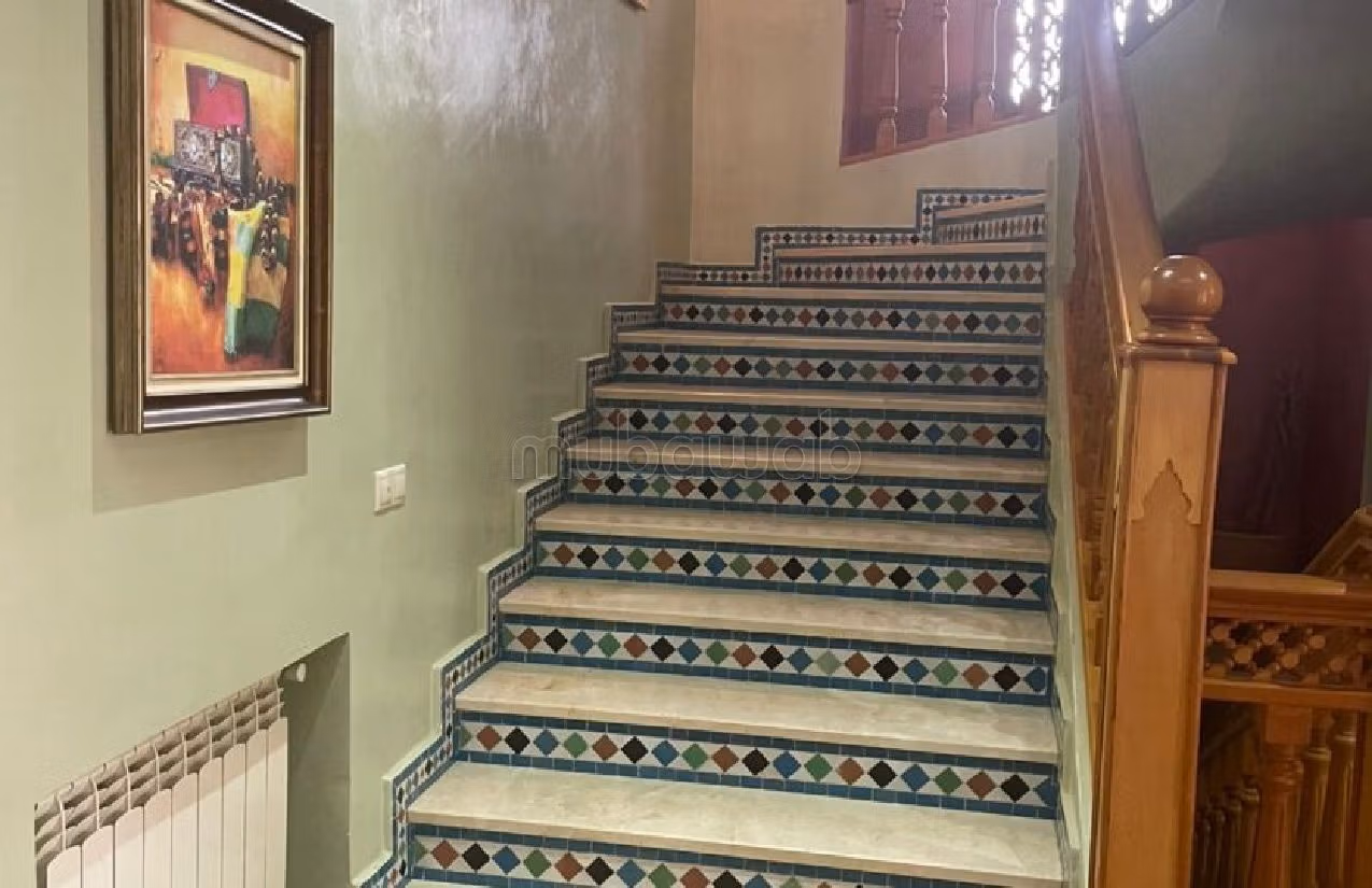 In de verhuur: villa's en luxe woningen in Jbel Kbir. 1 Slaapkamer. Gemeubileerd