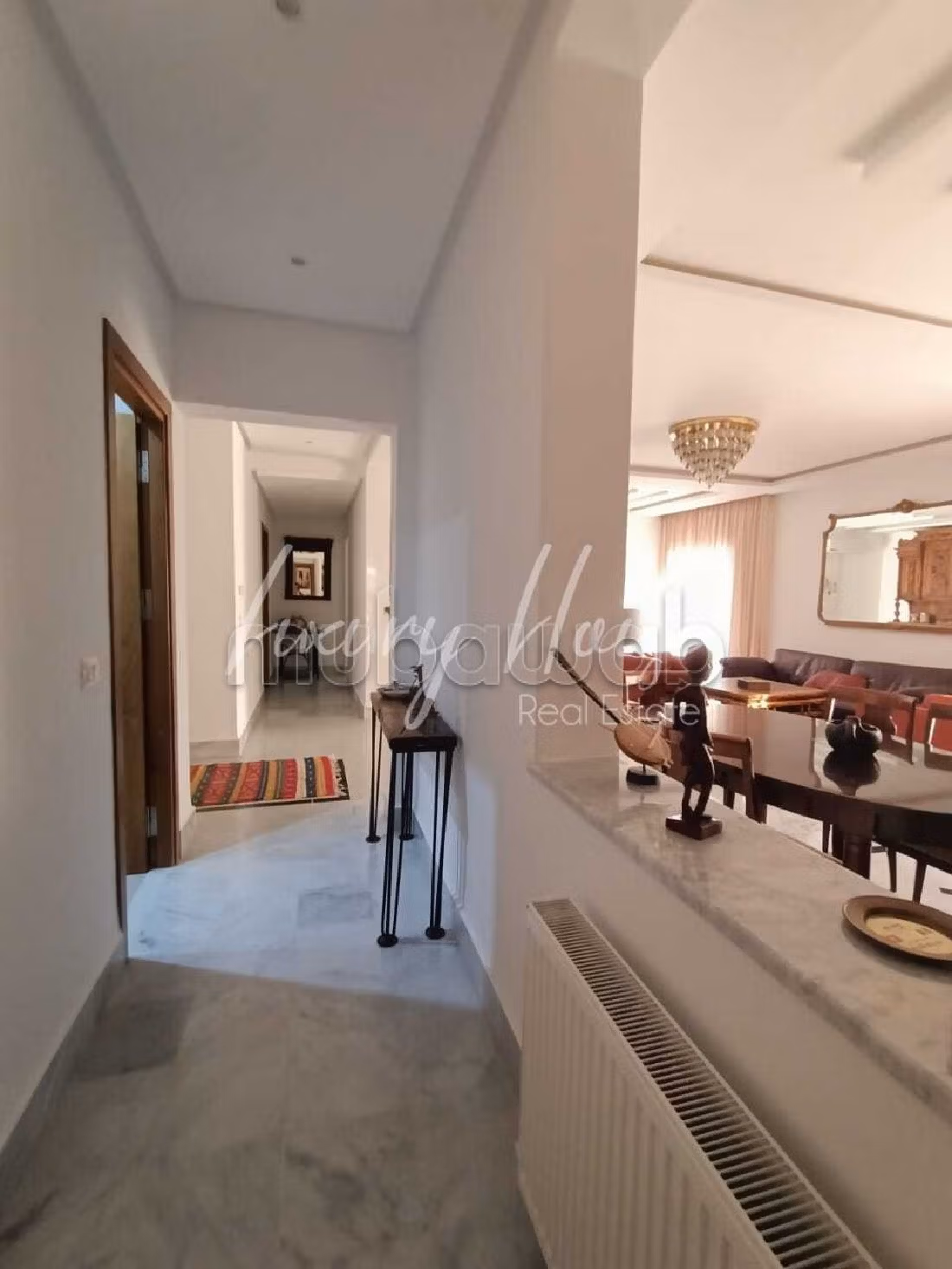 Apartment for rent in La Marsa. Large area 175 m². Cellar