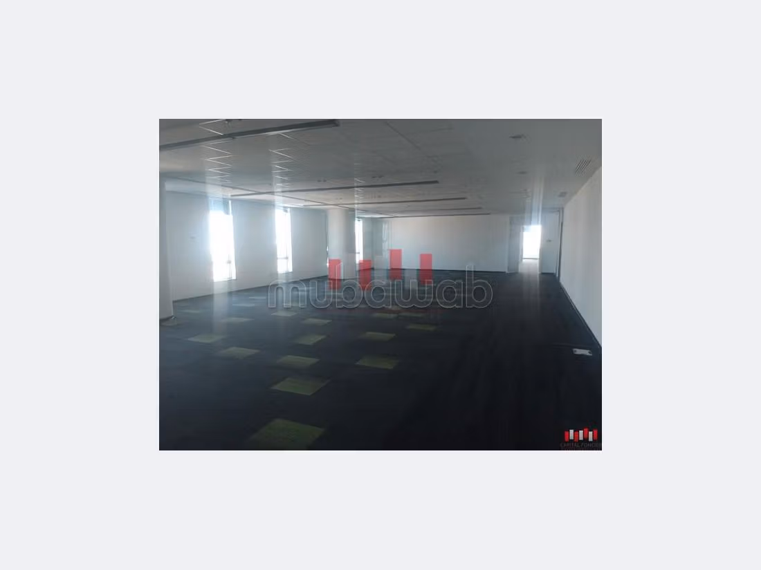 Plateau bureau premium avec vue sur mer de 1222m2 à la location Marina