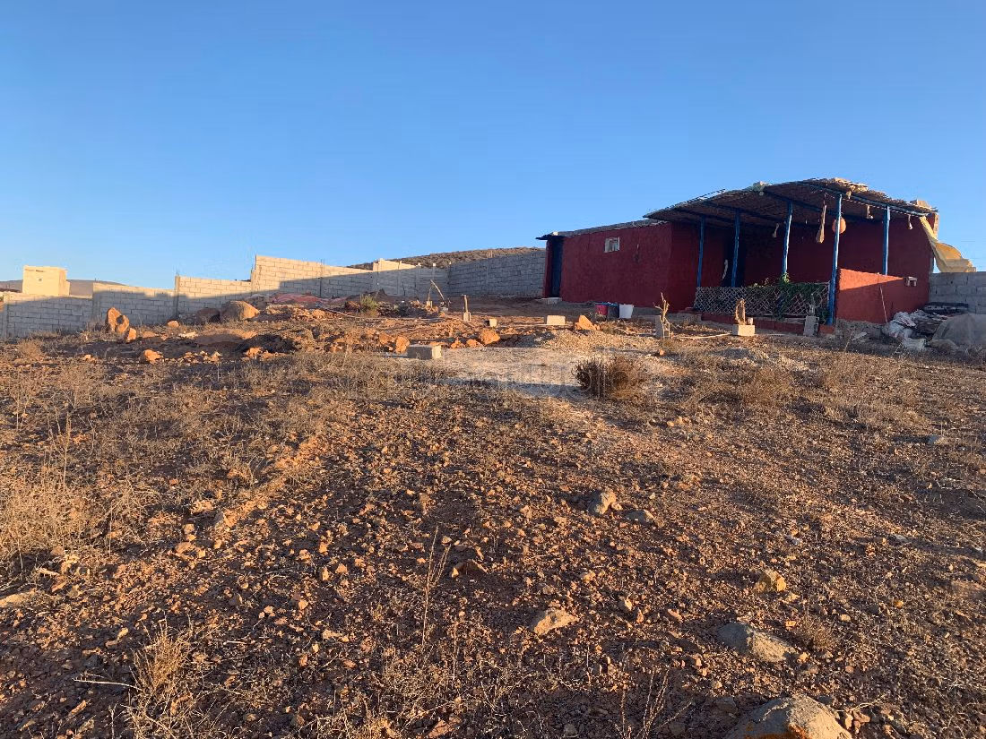 Beau terrain avec vue mer dégagée - TITRE