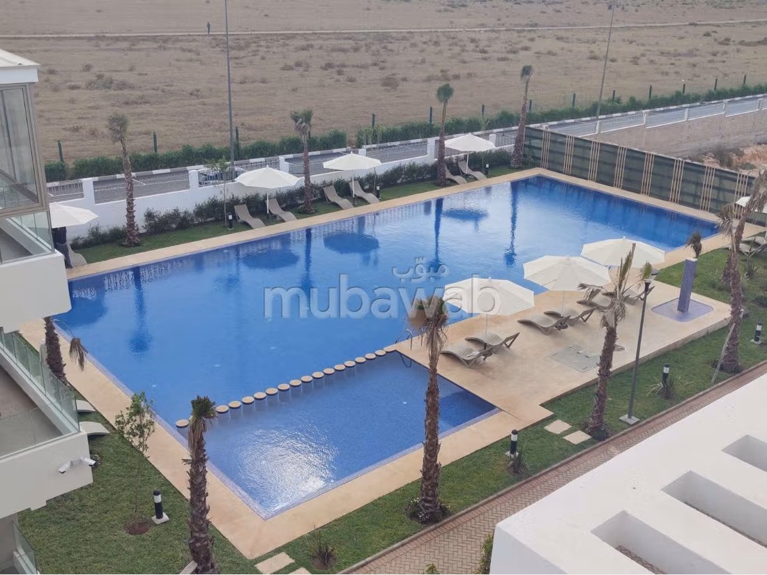 شقة رائعة للبيع بسيدي رحال. 2 غرف. كونسياج وحوض سباحة