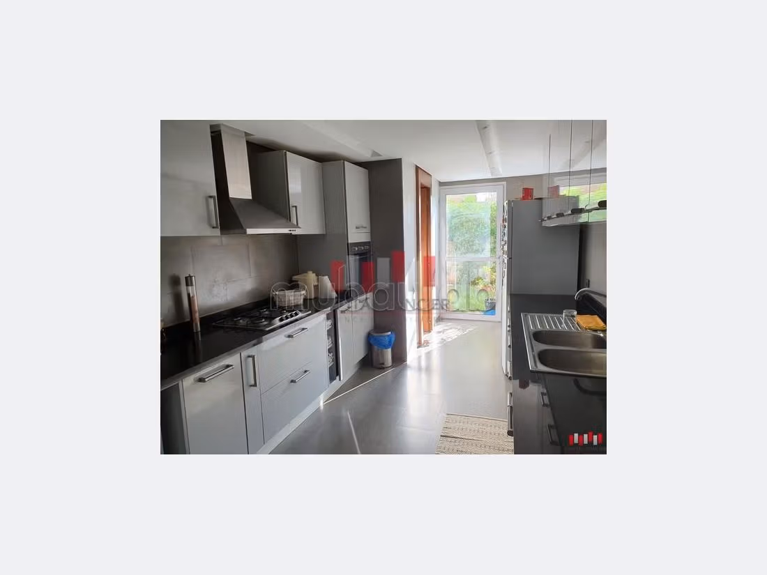 Splendido appartamento in affitto a Ain Diab. Superficie totale 468 m². ammobiliato. 