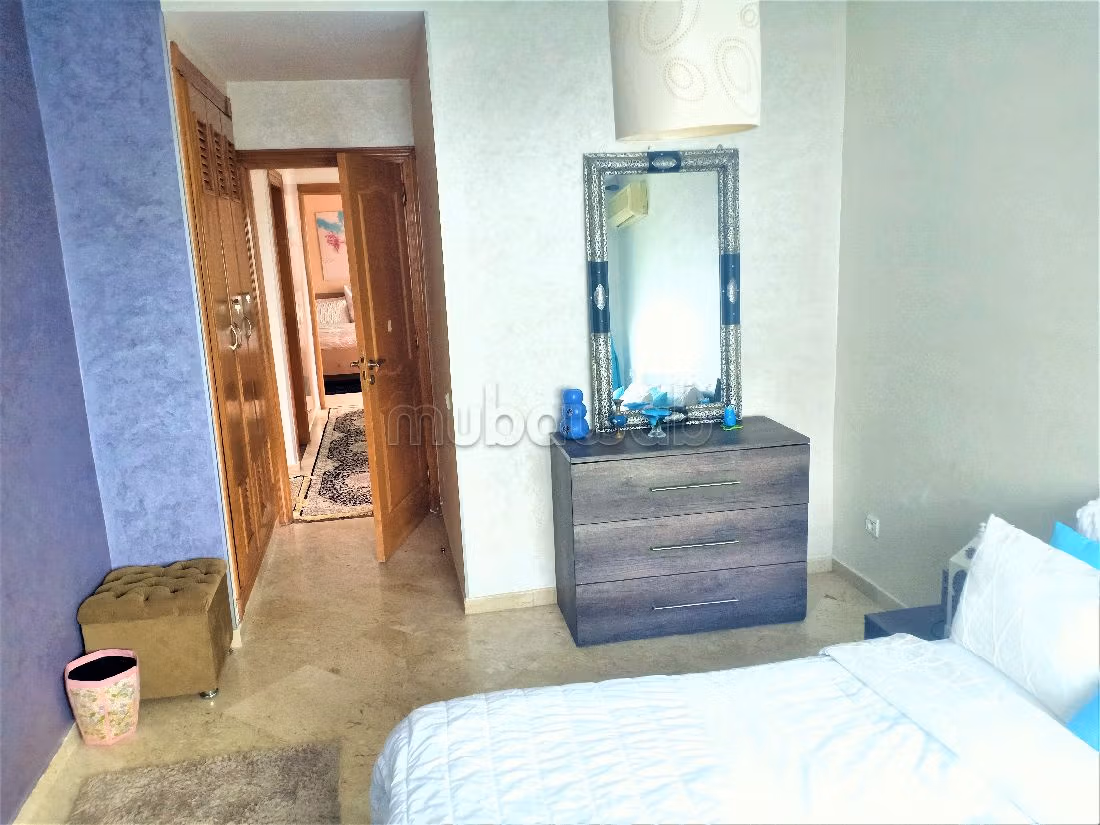 Très Bel Appartement 3 Chambres Meublé à Hay Riad