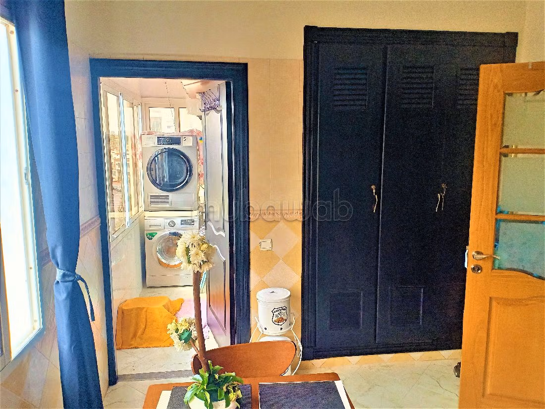 Très Bel Appartement 3 Chambres Meublé à Hay Riad