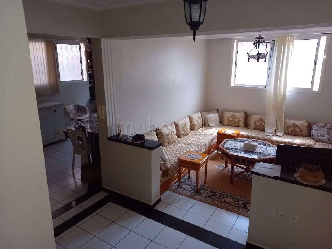 شراء منزل مميز بتزنيت. 9 قطع مريحة. شرفة وحديقة