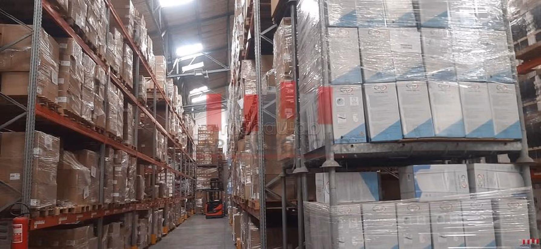 Usine industrielle de 10.000 m de surface atelier exploitable sur une surface de terrain de 12.000 m en plein bld mly ismail ain sebaa a la vente