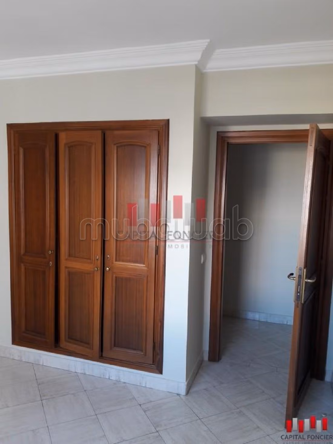 Piso en alquiler. Superficie de 149 m². 