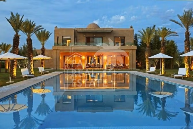 Casa di lusso in vendita a Route de Ouarzazate. 6 camere da letto. Ammobiliato