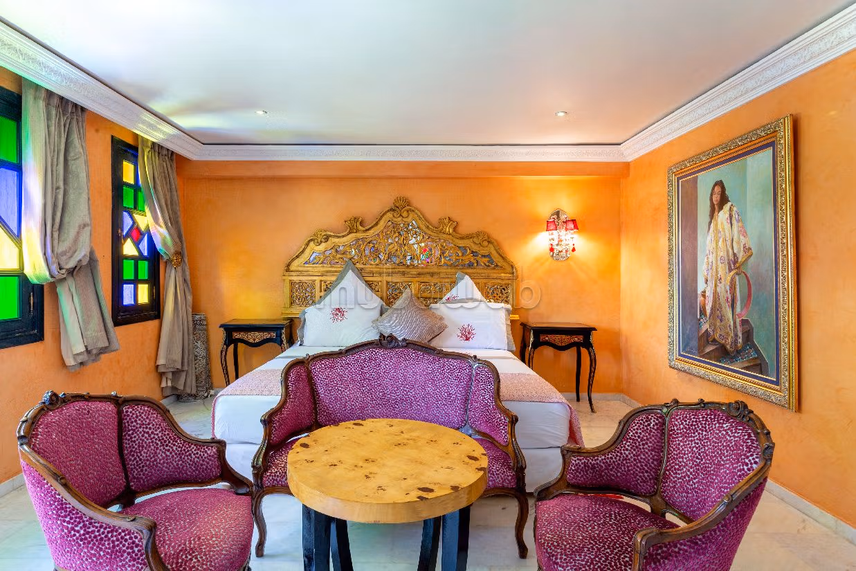 Luxury villa for sale in Route de l'Ourika. 13 rooms. Storage unit. 