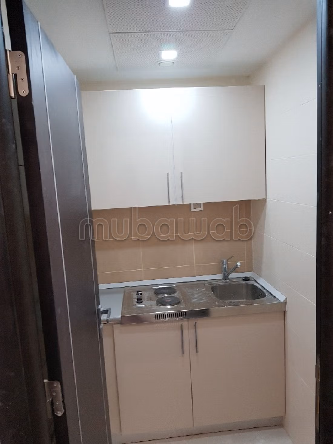 Bureau Golden Tower RDC