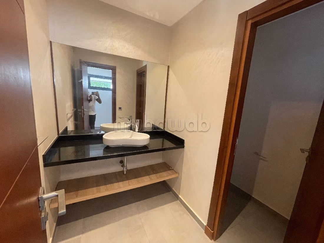 Villa à louer à Souissi