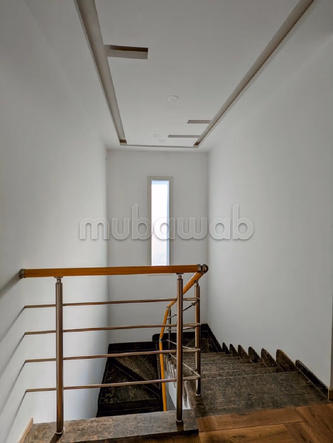 فيلا رائعة للبيع ب جربة. 6 قطع كبيرة. حديقة وشرفة. 