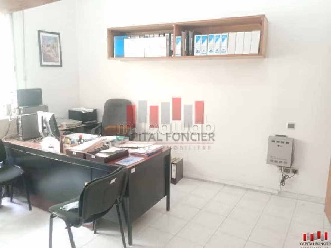 Plateau bureau de 121m2 à la vente en plein triangle d’or