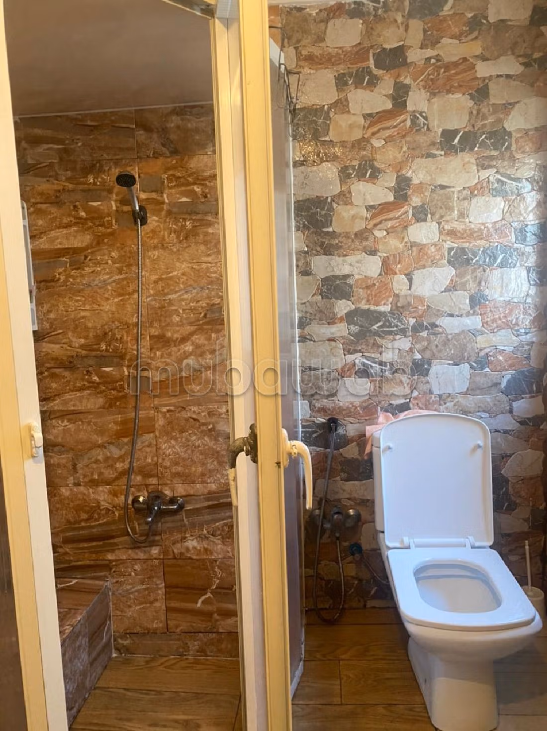 Maison à vendre à Oulfa. 9 pièces confortables