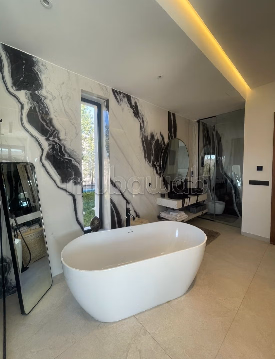 Villa de lujo en venta en Mhamid. 6 habitaciones grandes. Piscina.