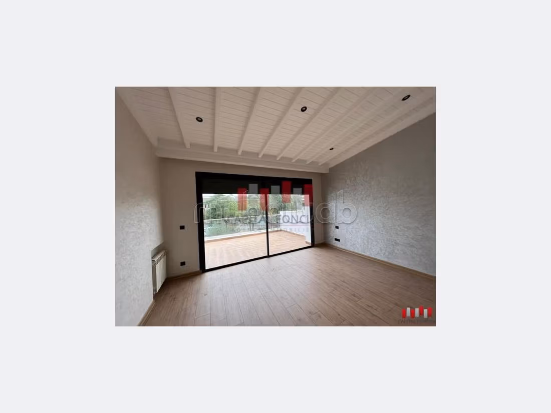 Magnificent villa for rent. 4 rooms. 