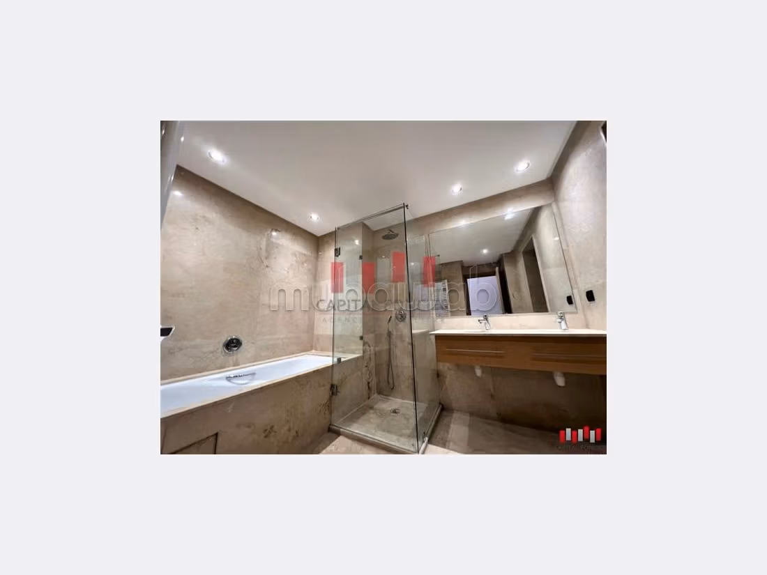 Magnificent villa for rent. 4 rooms. 