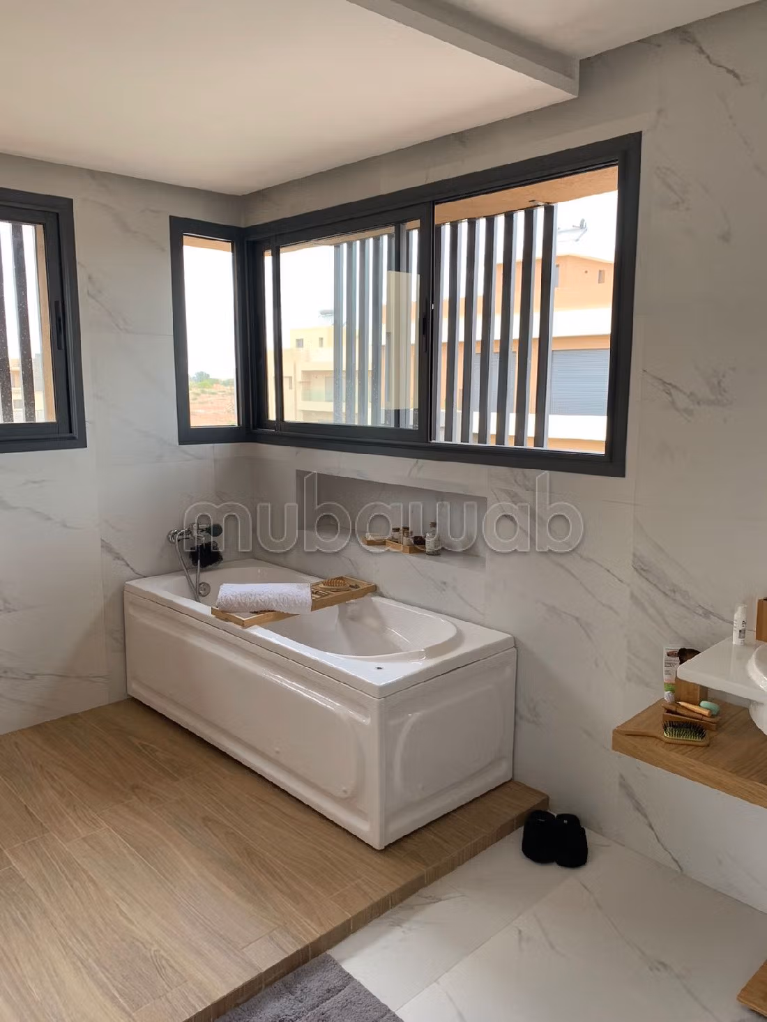 Location villa de luxe à Route de Tahanaout. 5 grandes pièces. Bien meublé