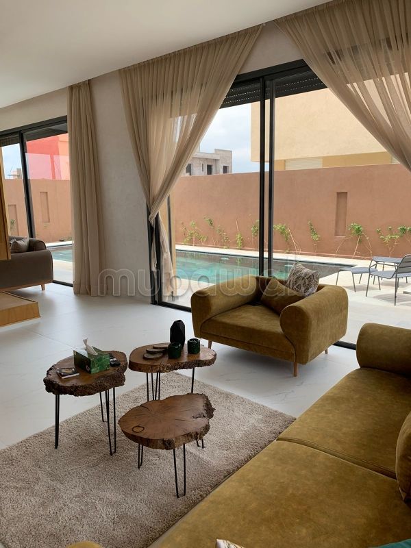 Location villa de luxe à Route de Tahanaout. 5 grandes pièces. Bien meublé