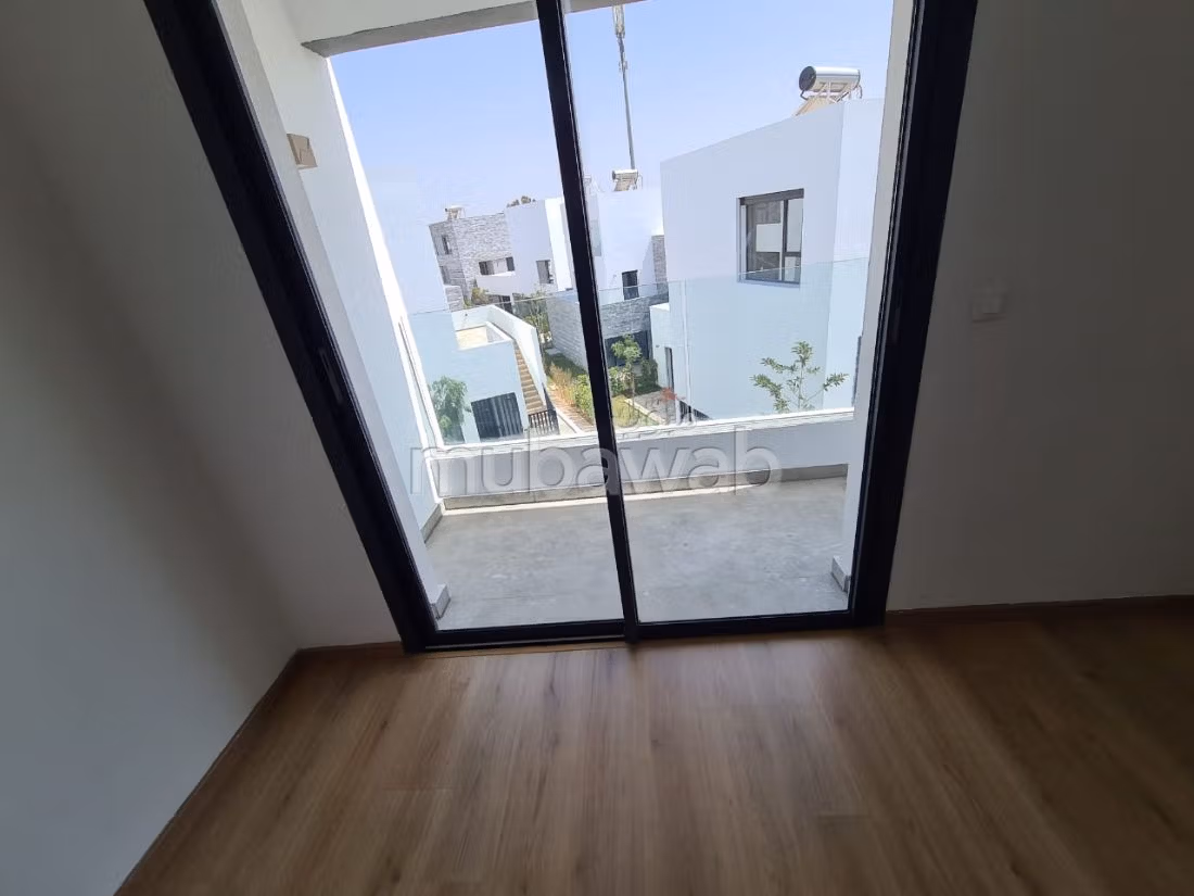 Duplex en vente sur la CGI bouskoura