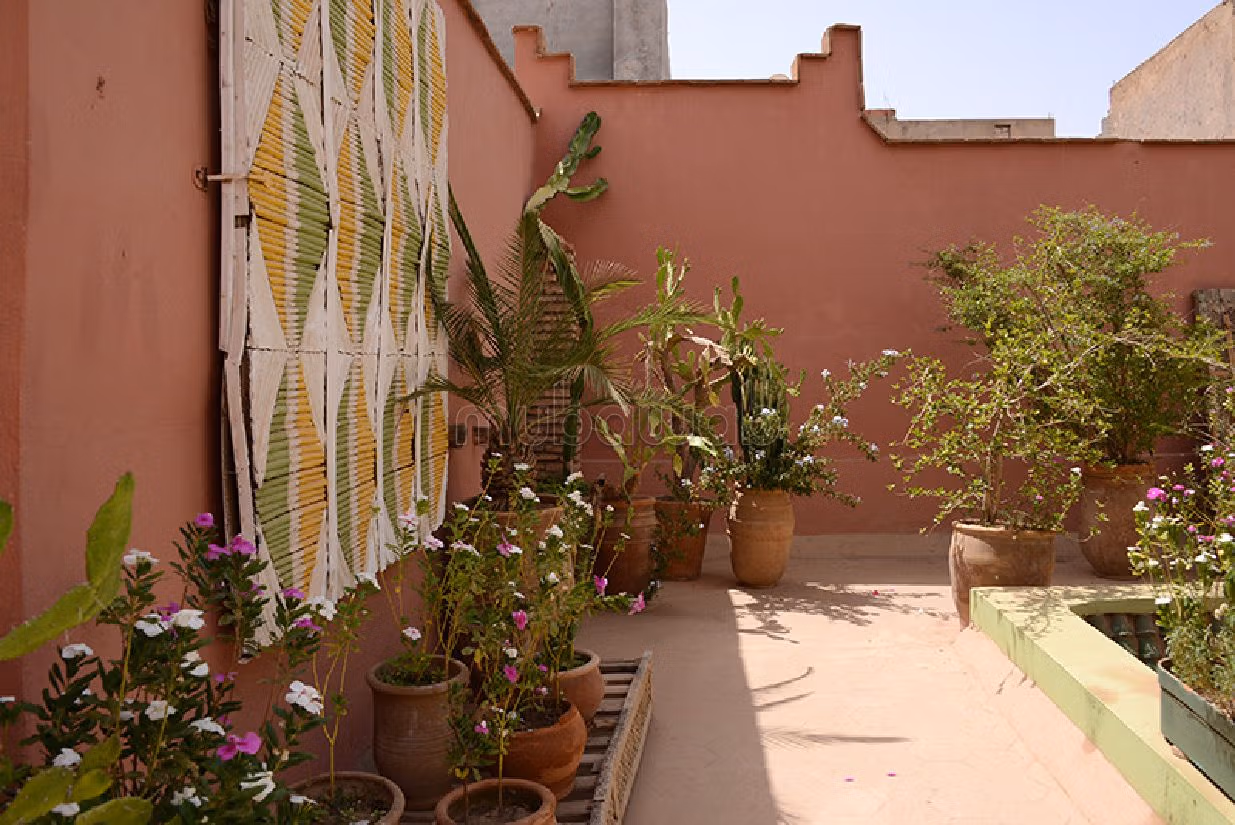 Beautiful apartment for sale in Agafay. Large area 180 m². Balcony. 