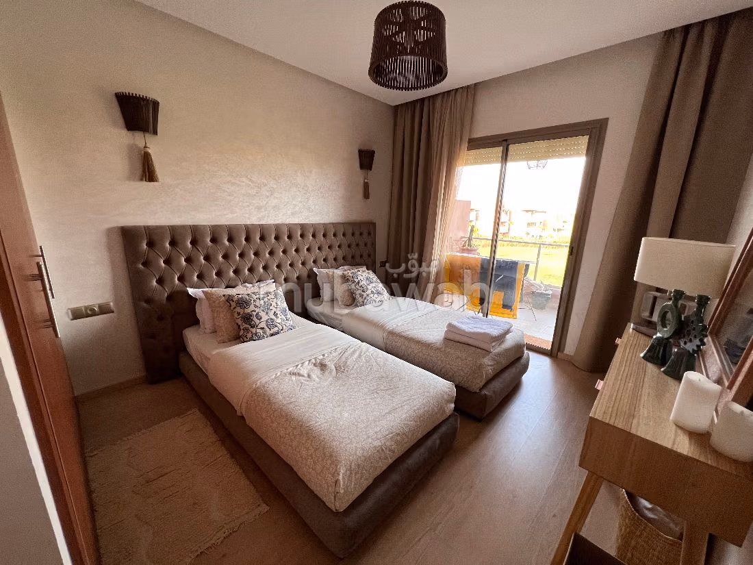 Muy bonito apartamento nuevo en alquiler en Golf City Prestigia