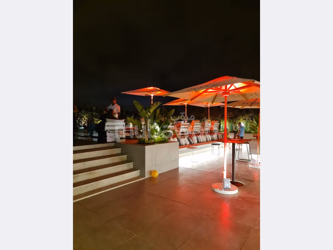 استئجار شقة بحي النخيل. 5 قطع رائعة. مفروشة.