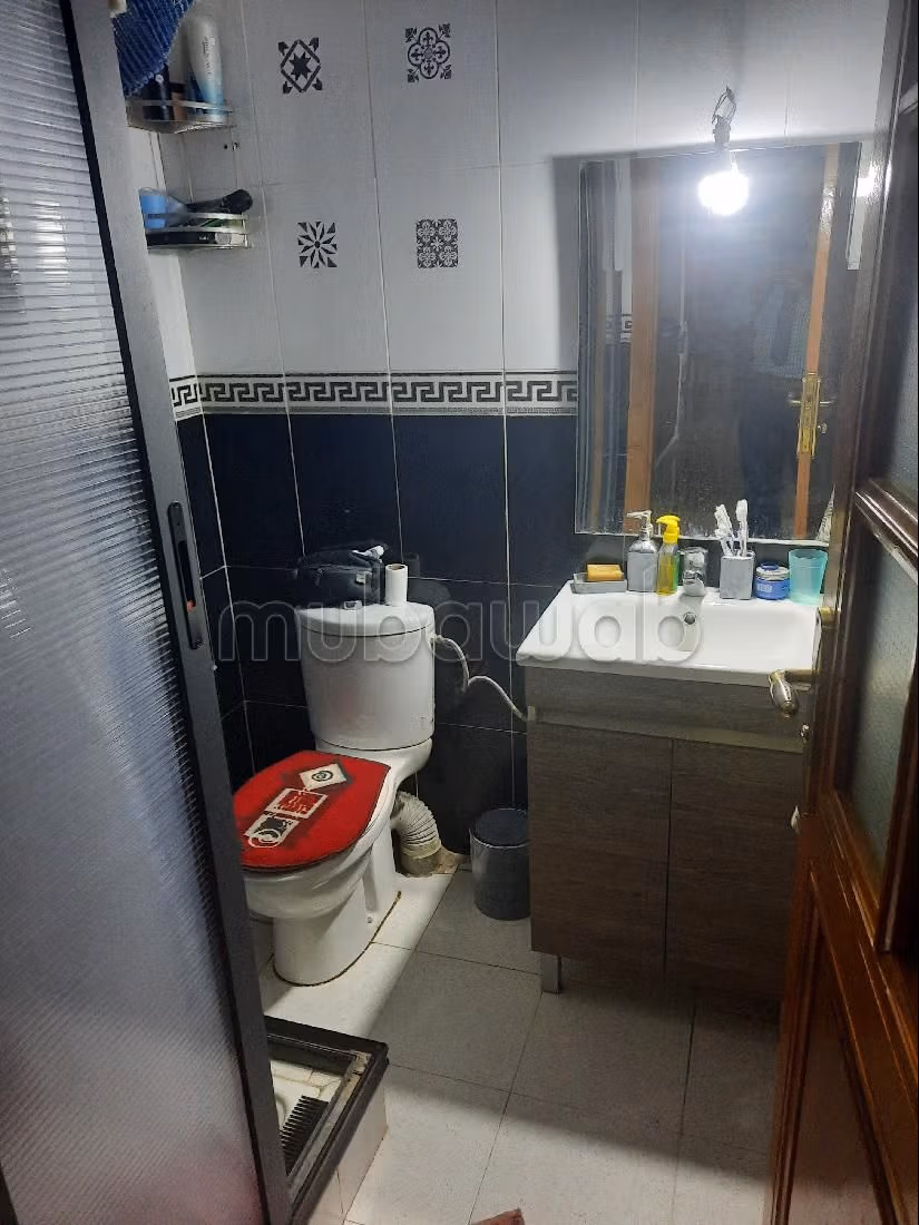 Apartment for sale in Hamria. 3 lovely rooms. Caretaker service and air conditioning