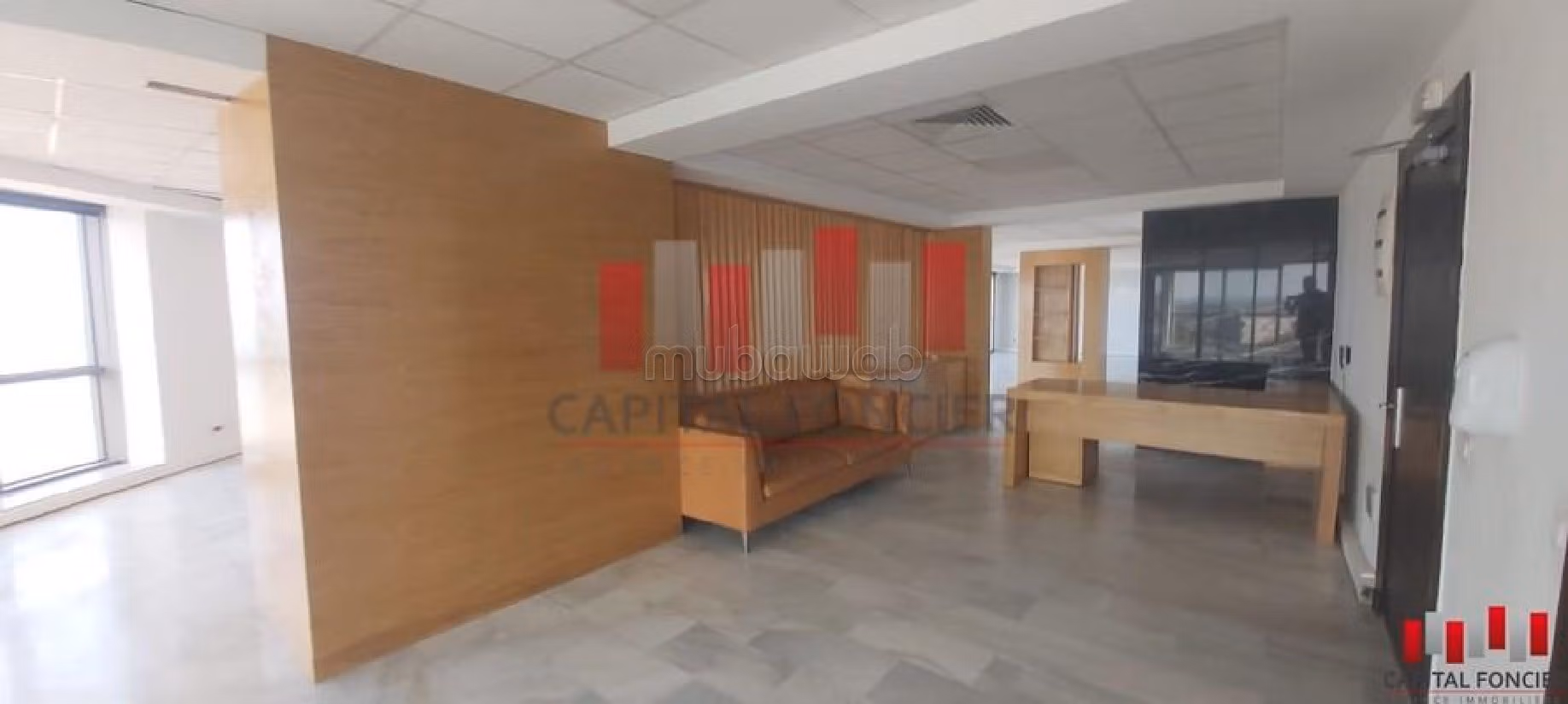 Offices for rent. Surface area 367 m². Air-conditioned. 