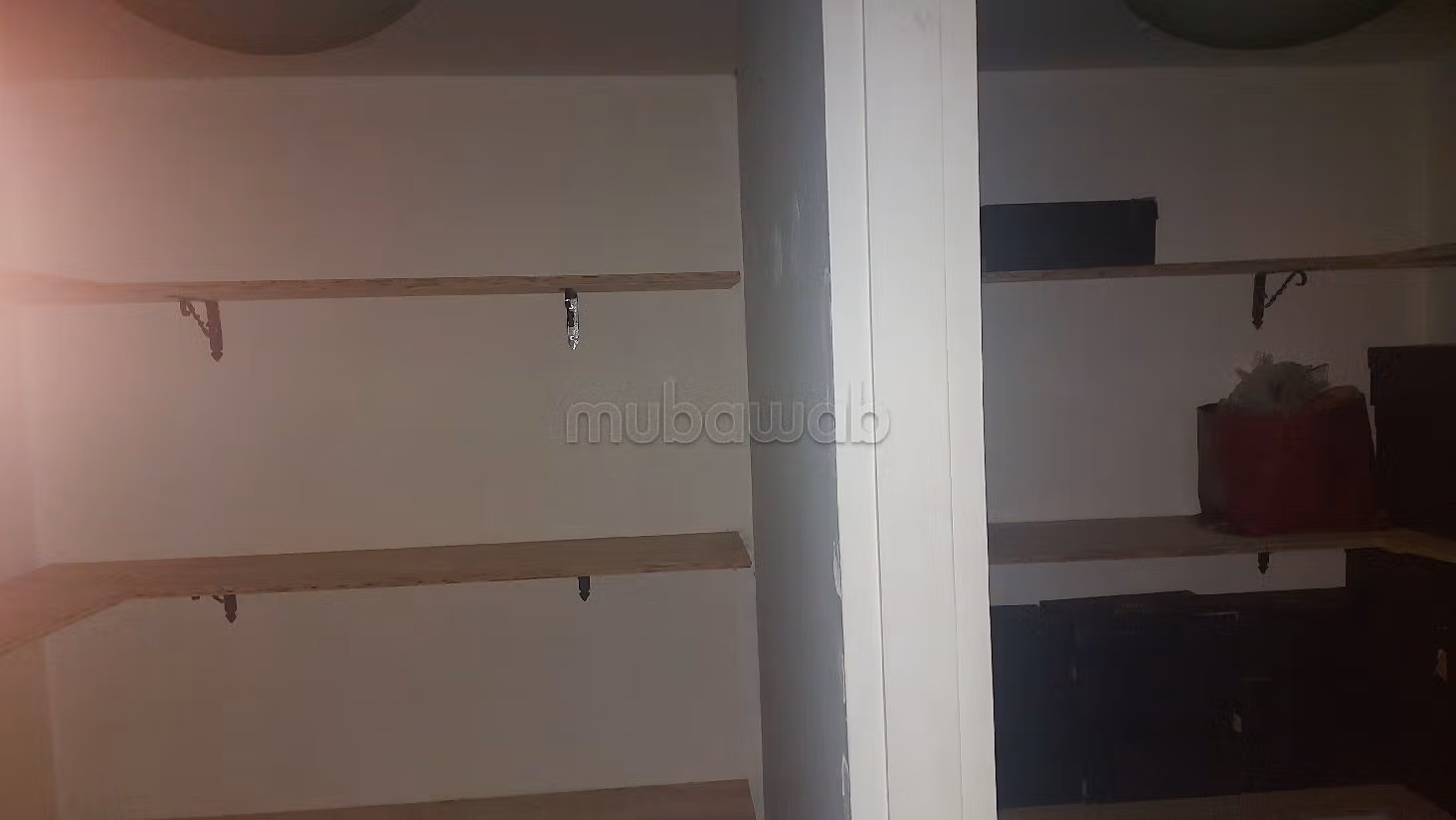 Offices & shops to rent in Triangle d'Or. Surface area 150 m²