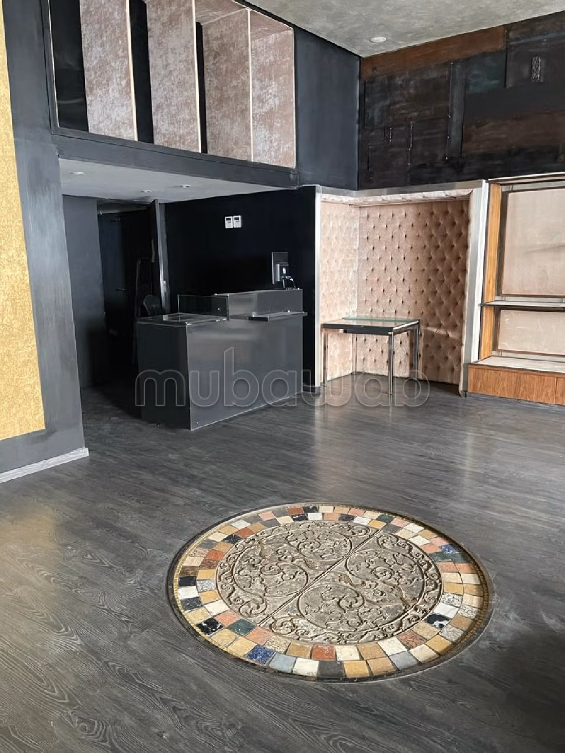 Offices & shops to rent in Triangle d'Or. Surface area 150 m²