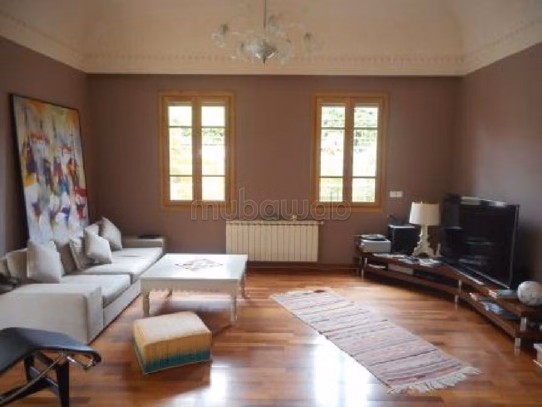 Nu huren: villa's en luxe woningen in Ain Diab. 5 Kamers. Airconditioning en zwembad