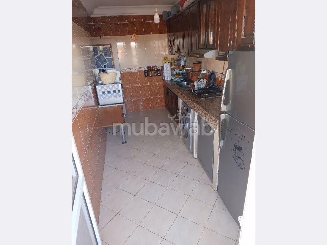 Se vende piso en Hay Essalam. 1 Habitación. Residencia segura.