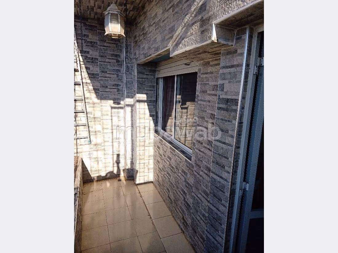 Se vende piso en Hay Essalam. 1 Habitación. Residencia segura.