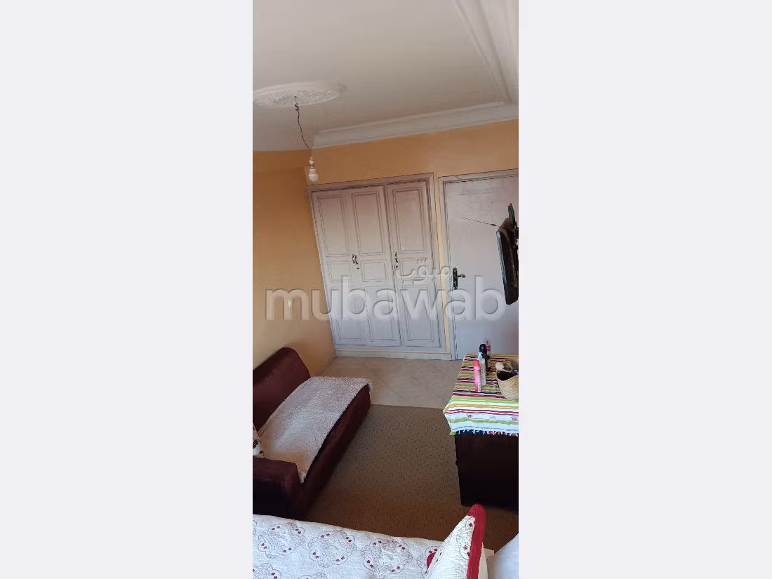 Se vende piso en Hay Essalam. 1 Habitación. Residencia segura.