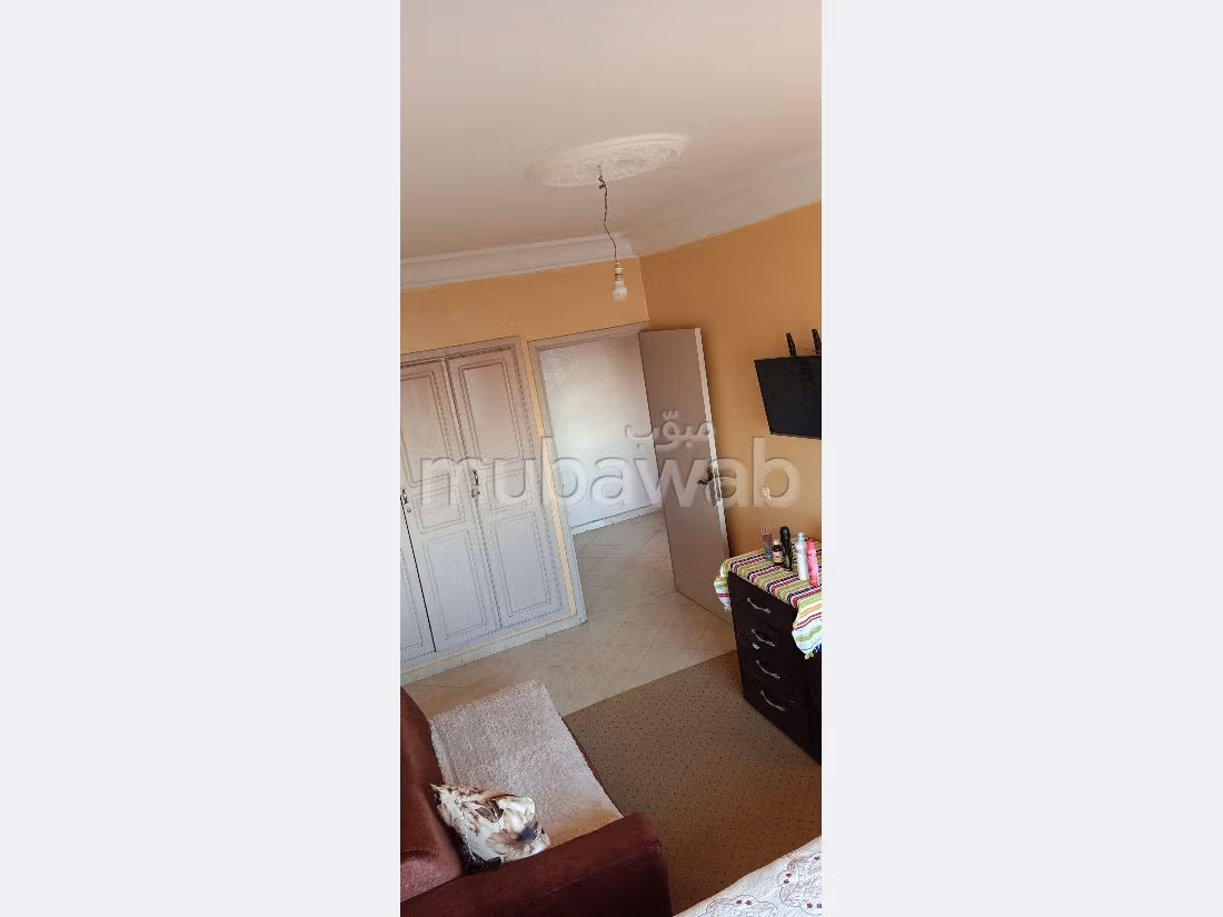 Se vende piso en Hay Essalam. 1 Habitación. Residencia segura.