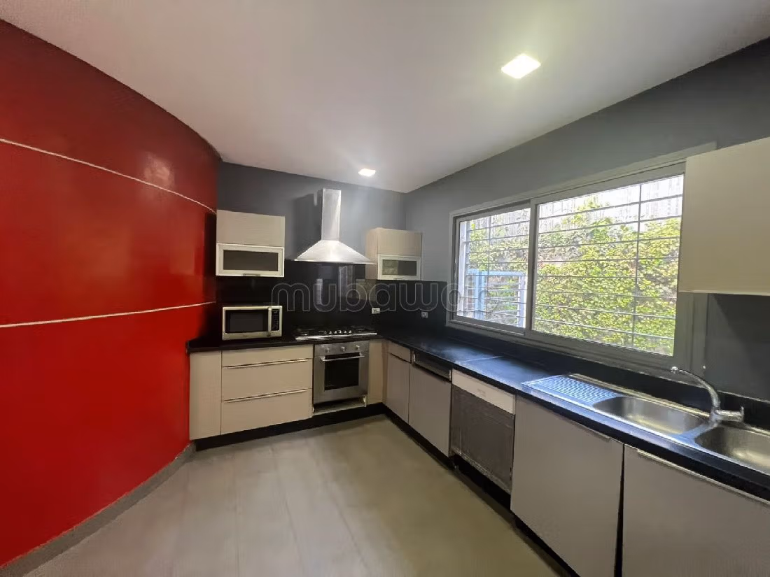 Très belle villa meublée à louer, ain diab