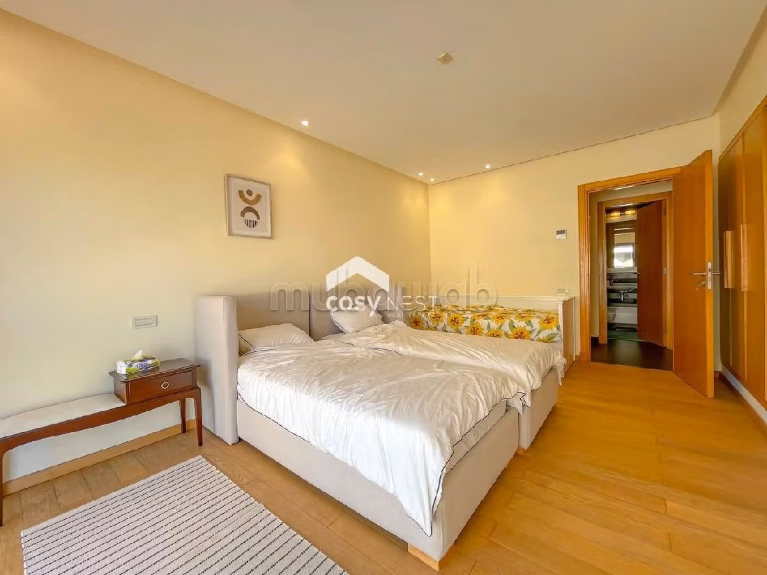 Very nice apartment for rent in Casablanca Marina. 2 beautiful rooms. Cellar.