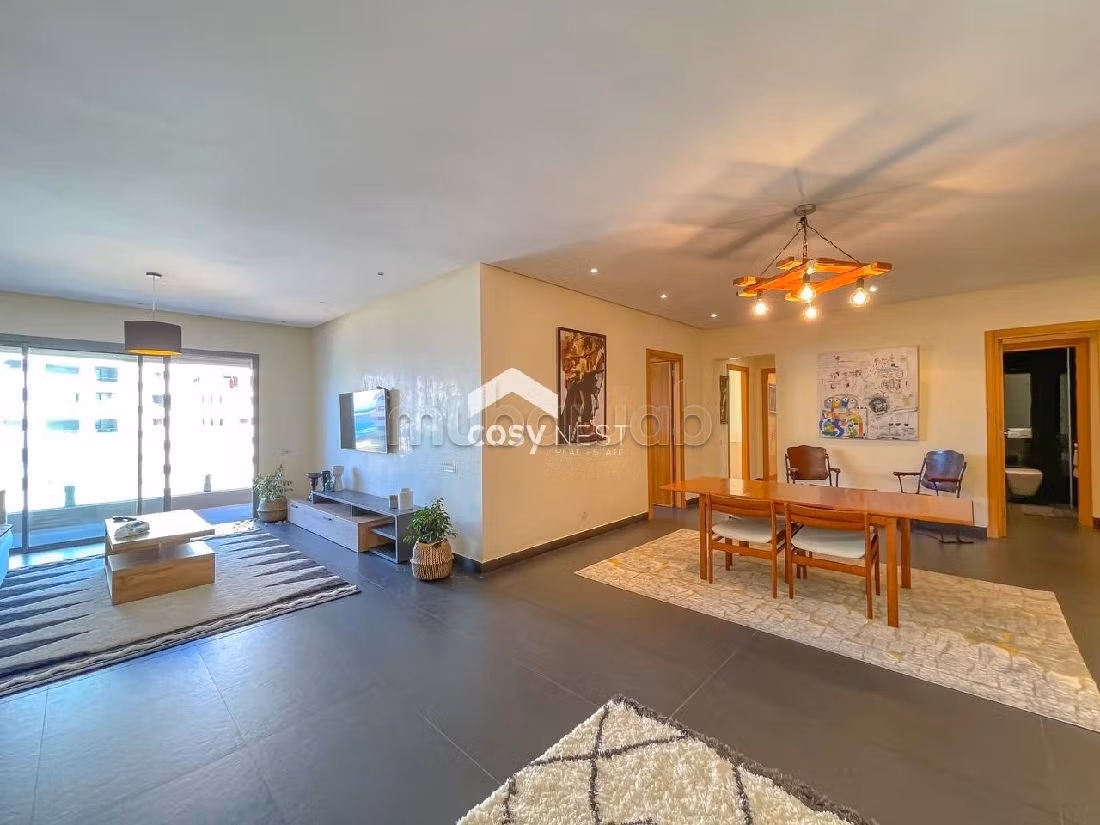 Very nice apartment for rent in Casablanca Marina. 2 beautiful rooms. Cellar.