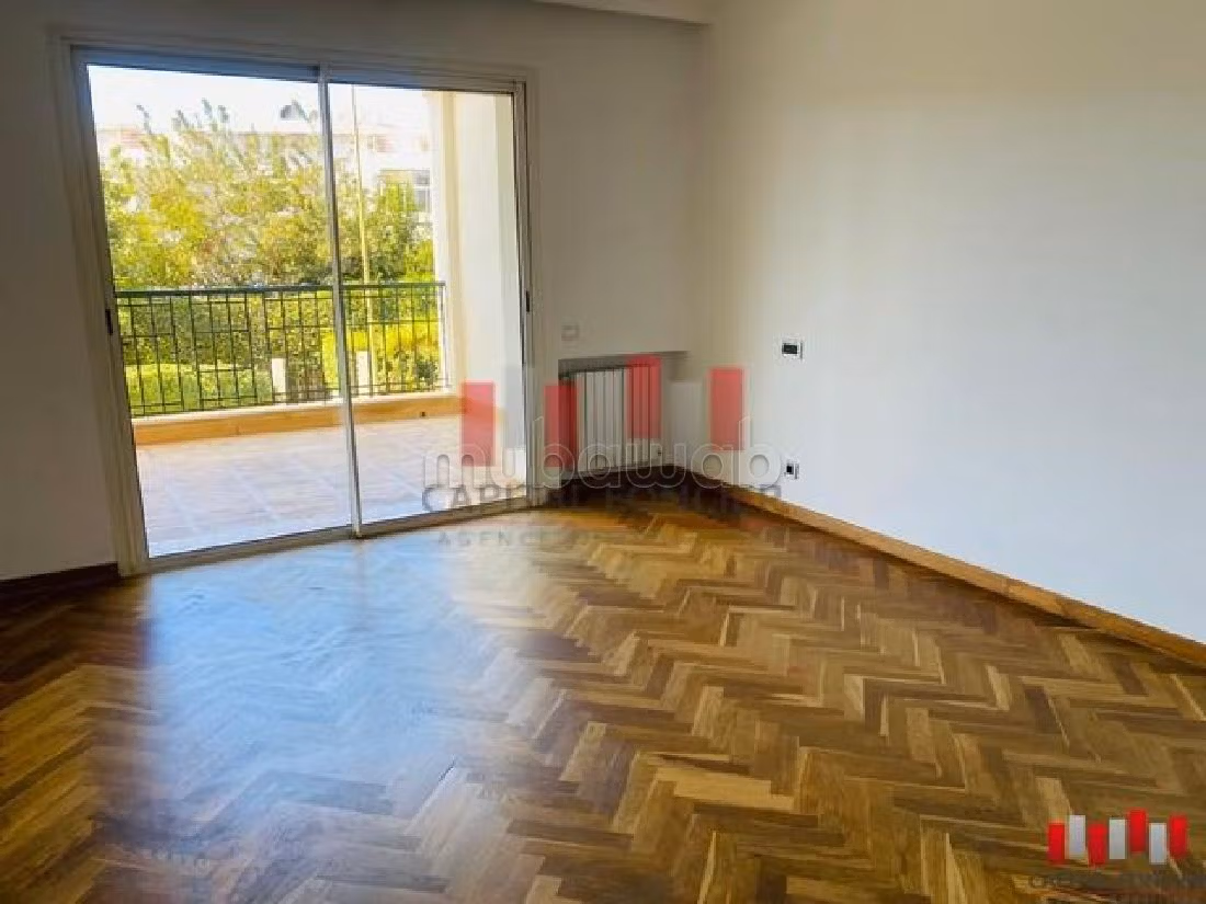 Rare terrasse jardin au calme