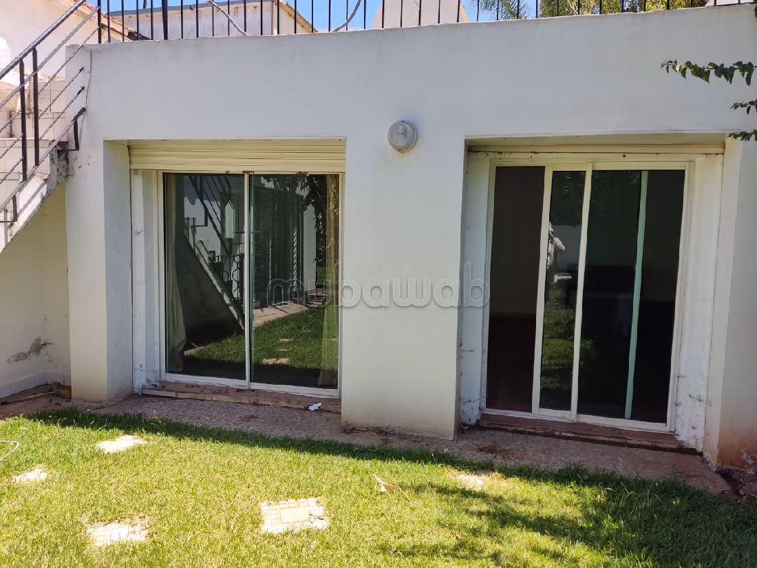 suntuosa casa en venta en Ain Diab. 8 habitaciones confortables. 
